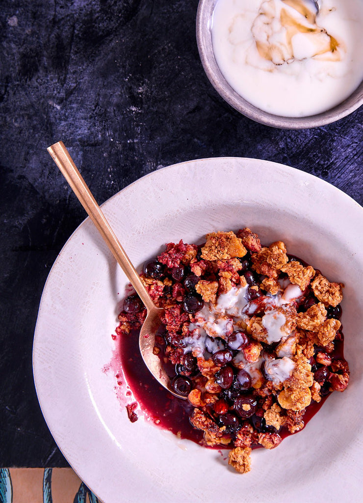 Baked Breakfast Granola with Blueberries and Yoghurt - IMP & MAKER