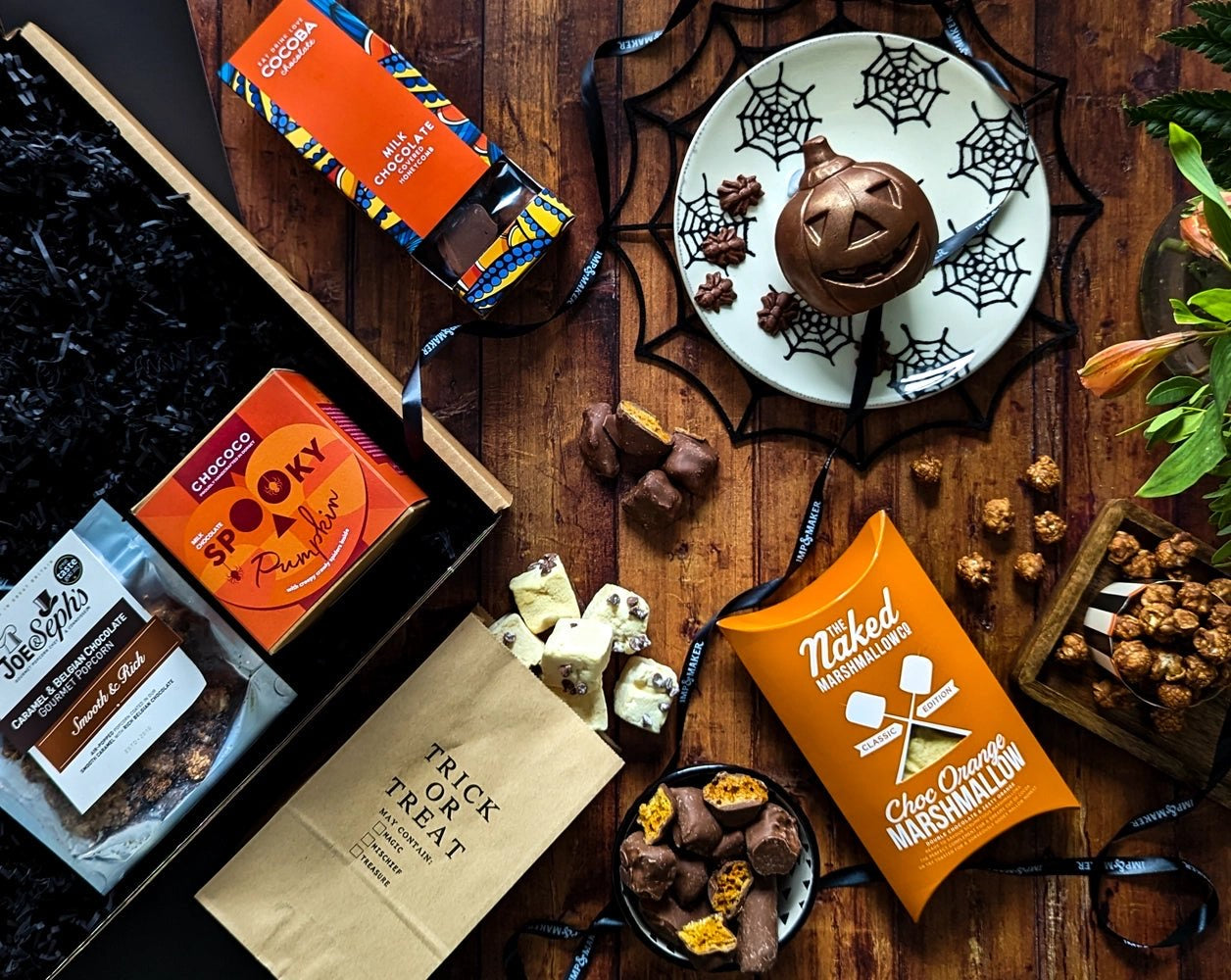 HALLOWEEN HAMPER TRICK OR TREAT CHCOCOLATE PUMPKIN POPCORN MOVIE NIGHT 