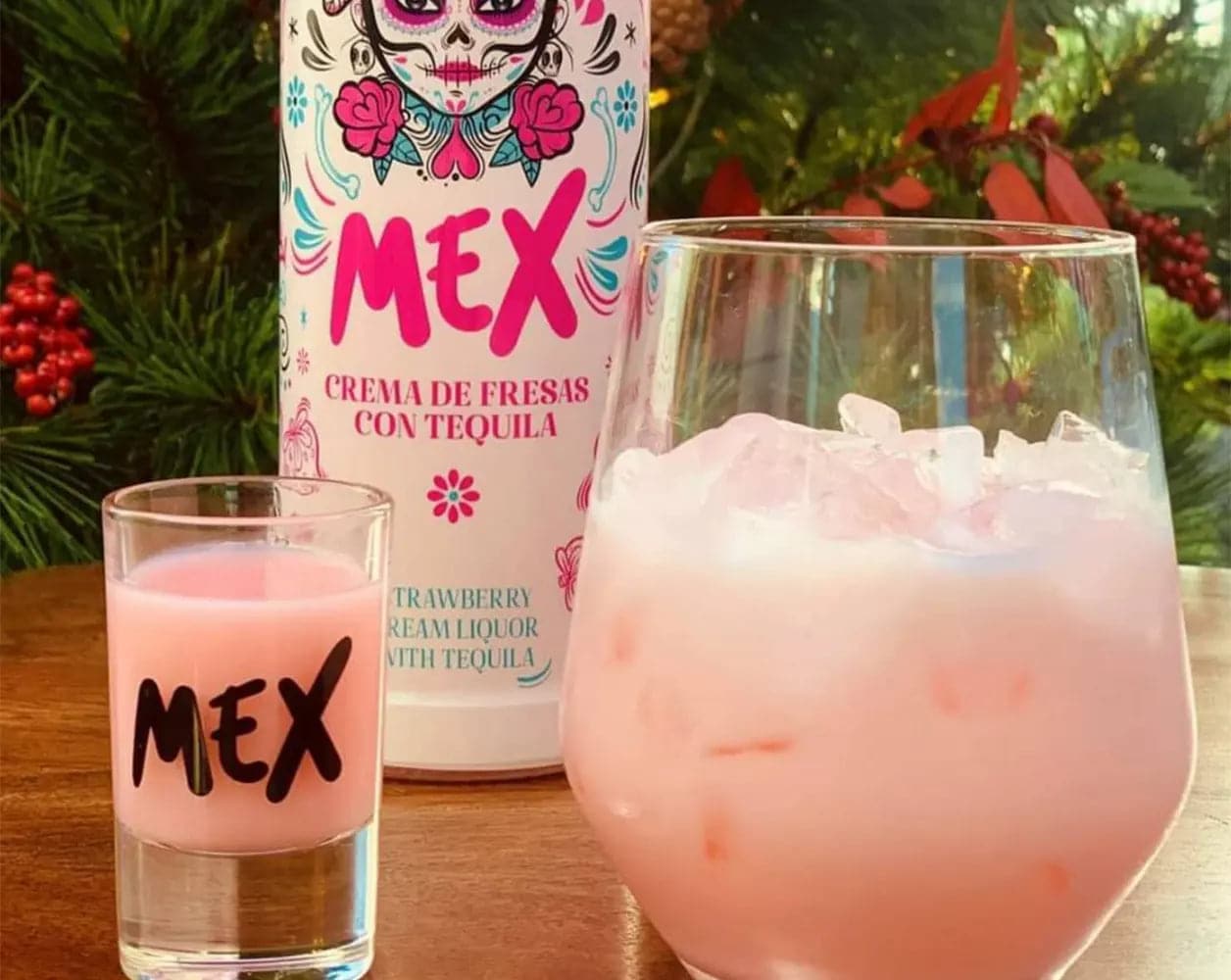 MEX Strawberry Cream With Tequila 70cl 17% ABV - IMP & MAKER