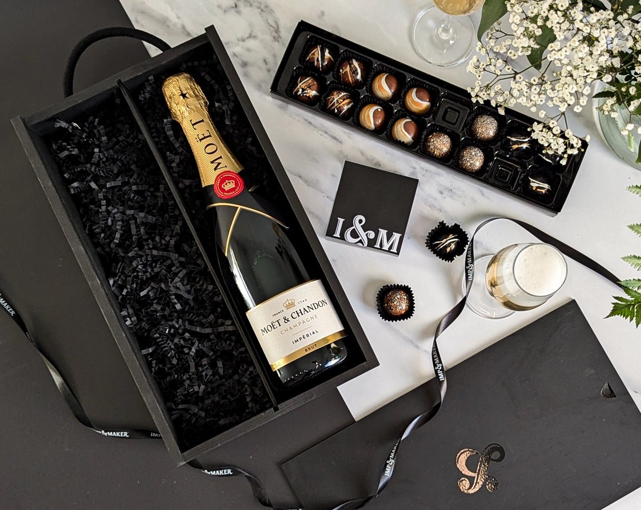 Moet Champagne & Chocs in Wooden Gift Box - IMP & MAKERIMP & MAKERBOX204IMP & MAKERMoet Champagne & Chocs in Wooden Gift Box