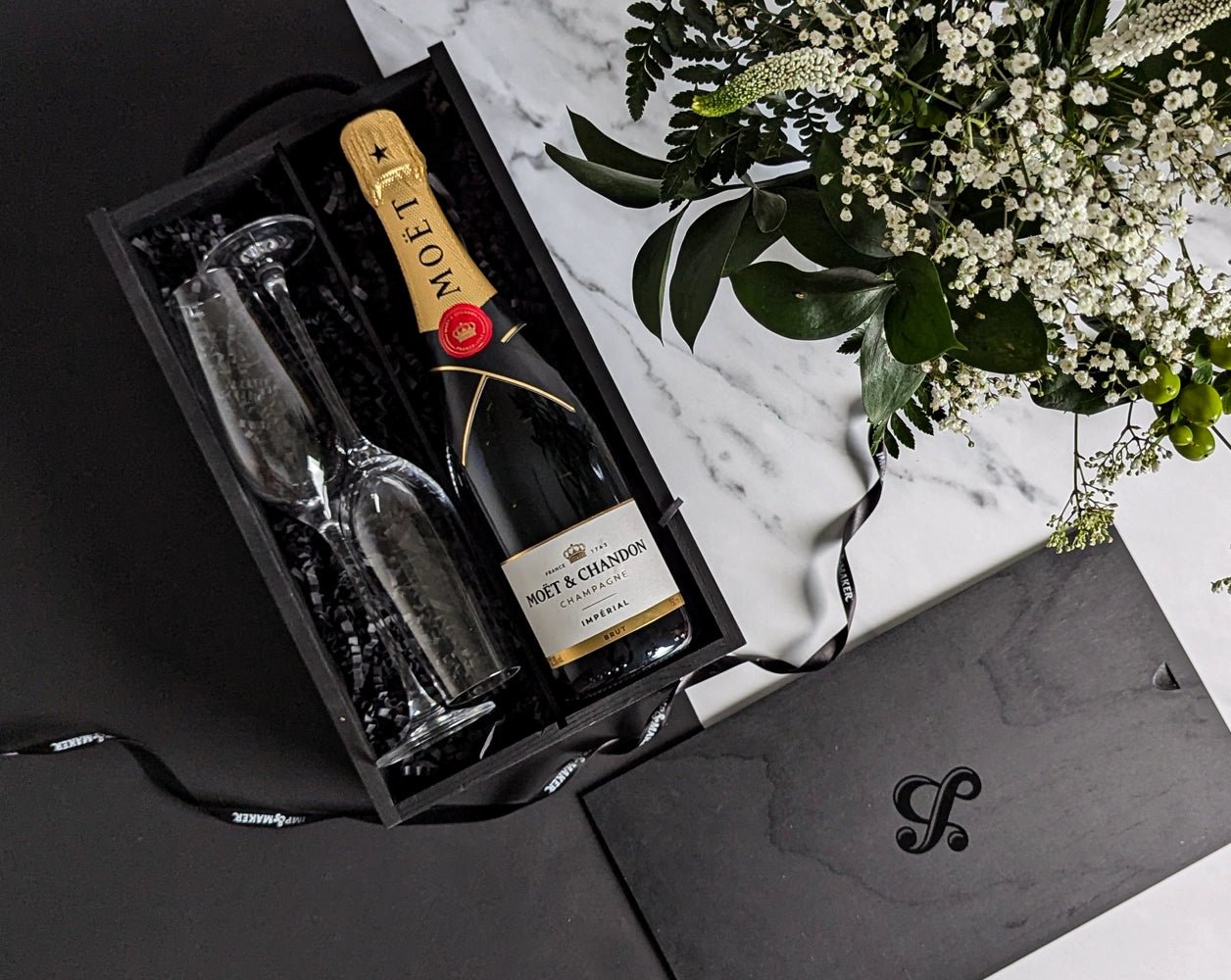 Moët & Chandon Impérial Brut & Champagne Flutes in Wooden Box Gift - IMP & MAKERIMP & MAKERBOX219IMP & MAKERMoët & Chandon Impérial Brut & Champagne Flutes in Wooden Box Gift