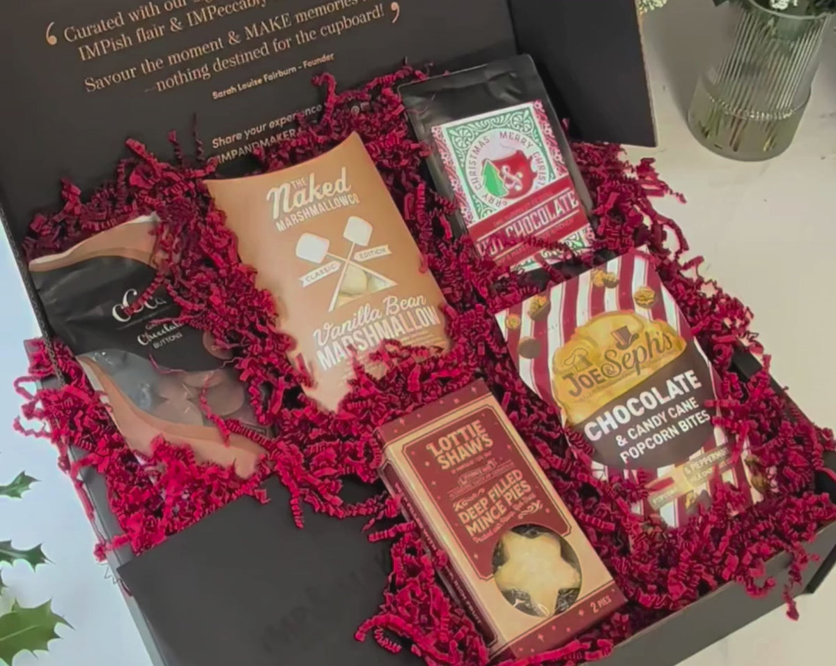 Festive Hot Chocolate & Christmas Treats Gift Hamper