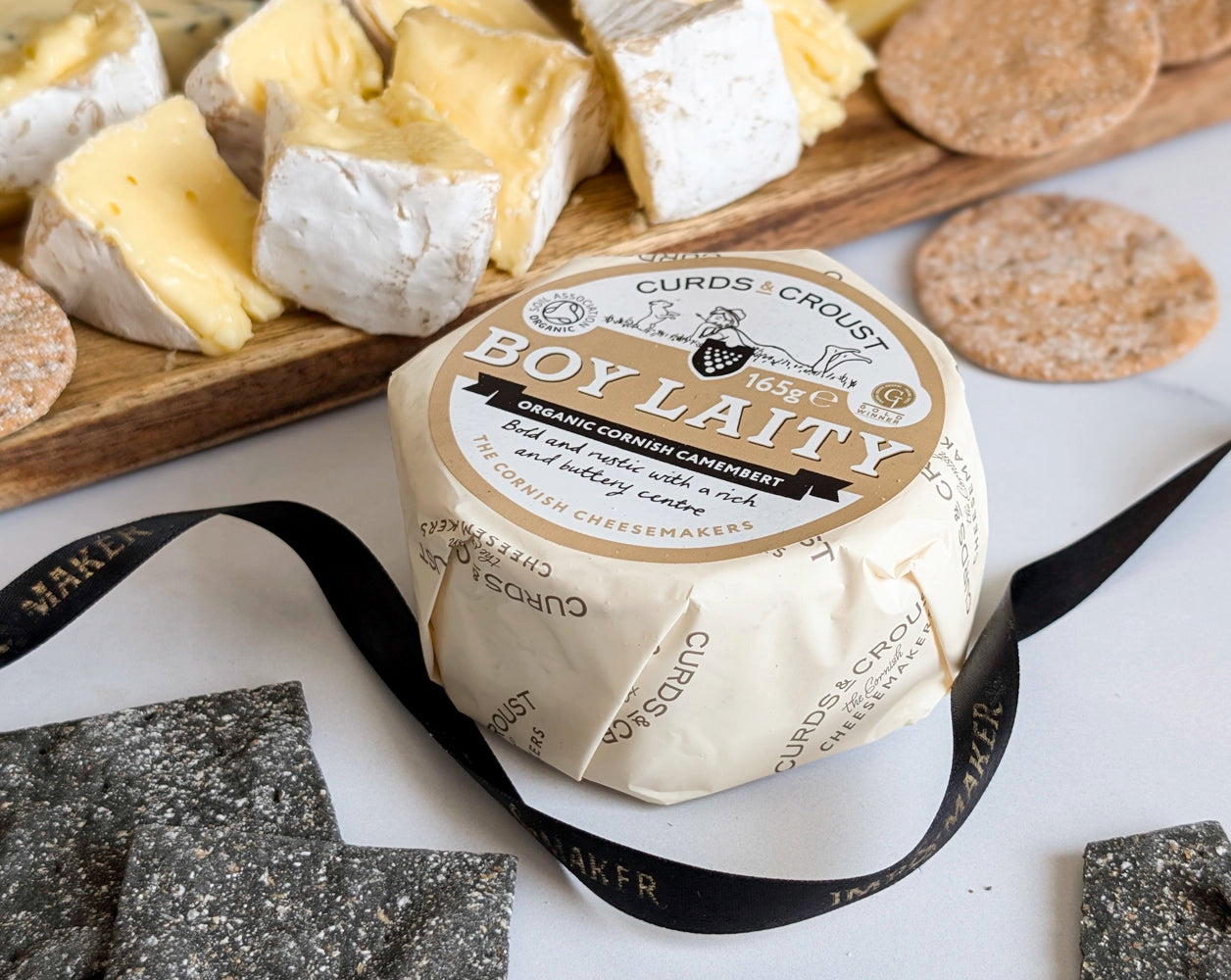 The Black Pig Red Wine & Artisan Cheese Gift Hamper | IMP & MAKER