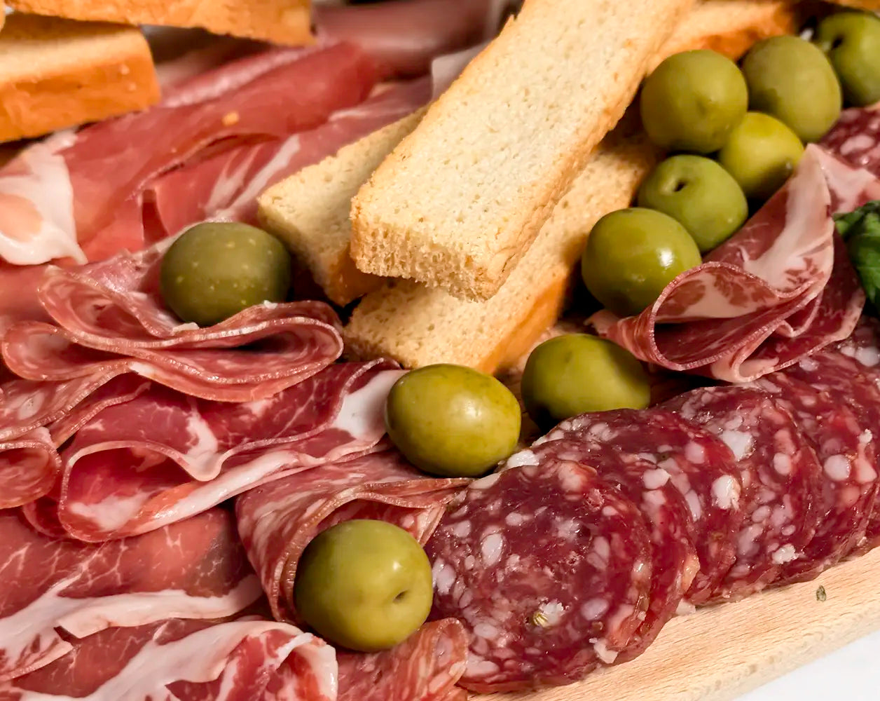 Ultimate Italian Food Lovers Hamper | IMP & MAKER