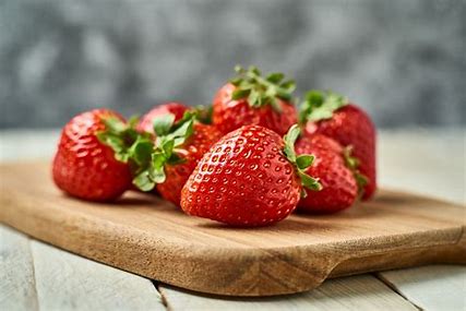 Fresh Strawberries & Cream - IMP & MAKER